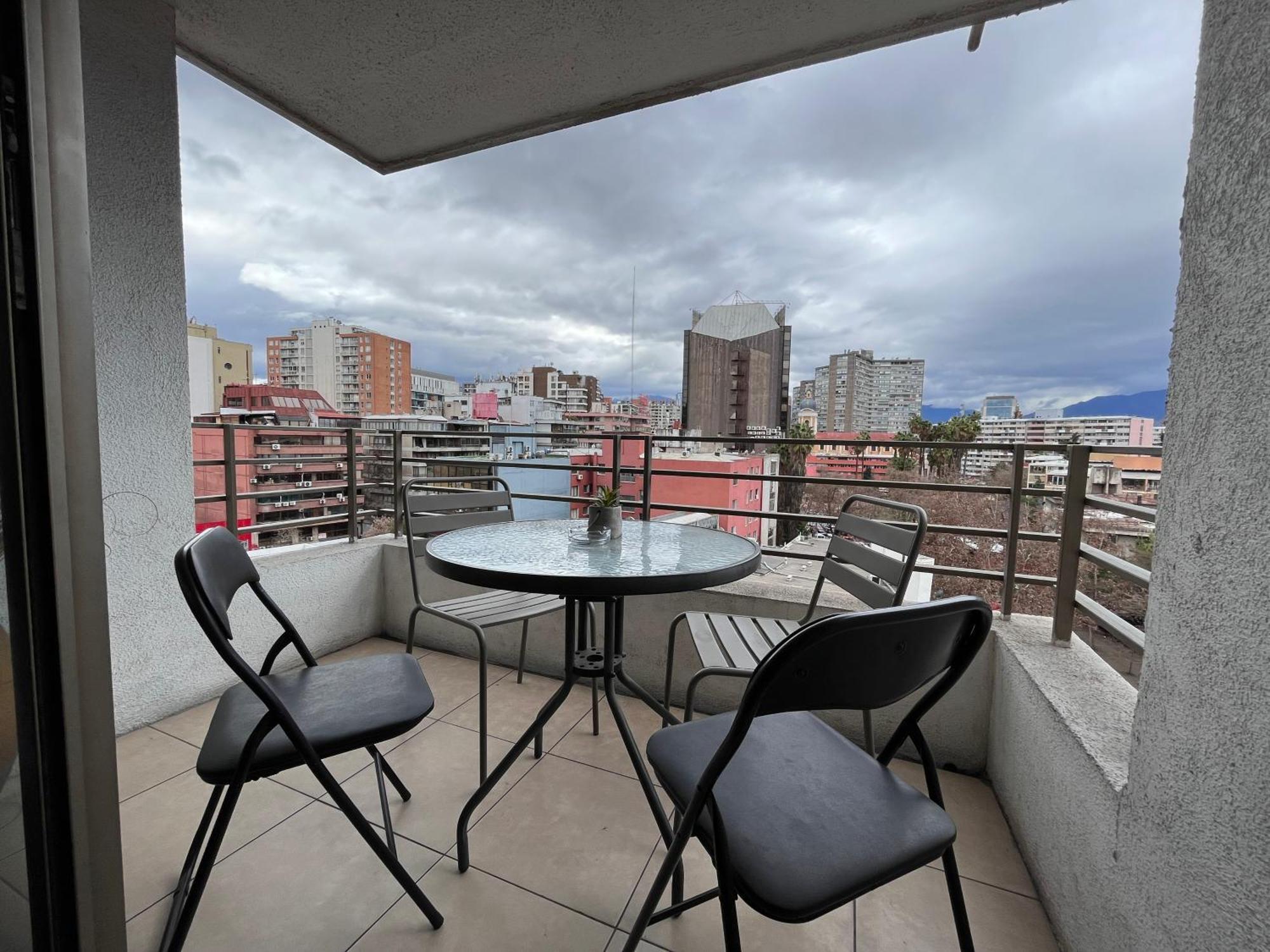 Apartamentos City Centro Manuel Montt ซานติอาโก ภายนอก รูปภาพ